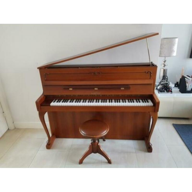 Prachtige Schimmel piano incl. kruk