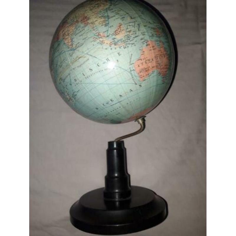 Kleine GLOBE 50- er jaren