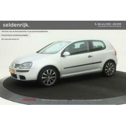 Volkswagen Golf 1.6 FSI 115pk Trendline | Airco | Navigatie