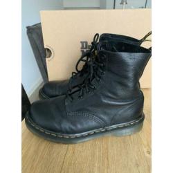 Dr. Martens zwart maat 38