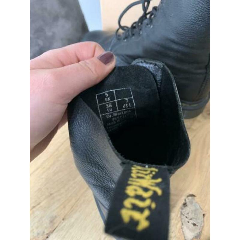 Dr. Martens zwart maat 38