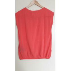 Nieuwe Geisha top maat 152 Kleur coraal rood Geisha blouse