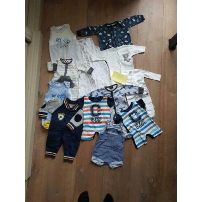 Baby kleding voor een jongen