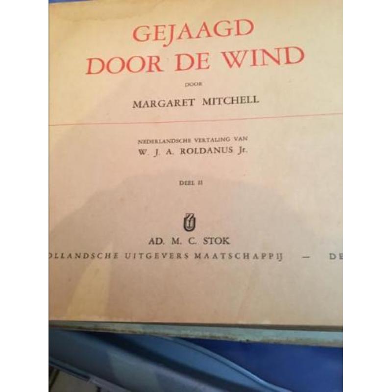 .Oude Roman Gejaagd door de wind