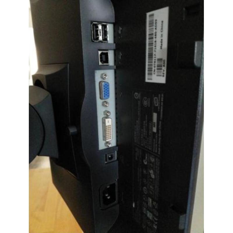 Dell monitor vga/dvi/usb hub 19 inch