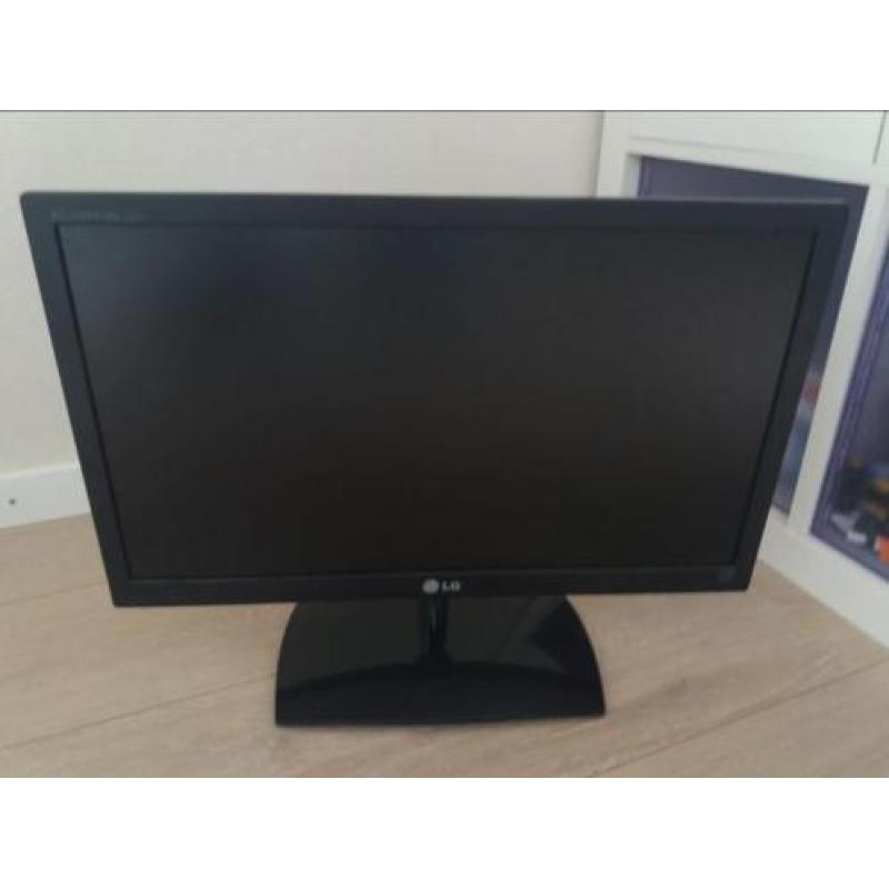 LG Monitor 22 inch