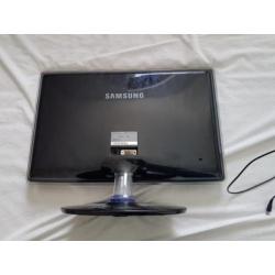 Samsung p2070 20 inch monitor in goede staat