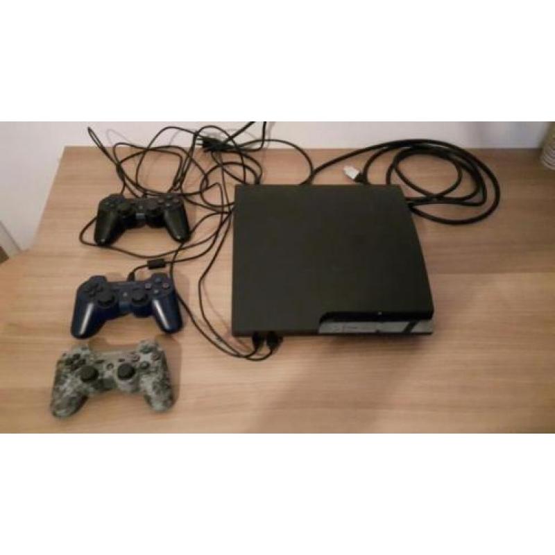 Ps3 met 3 controllers en 10 spellen