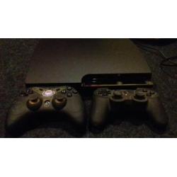 Ps3 500GB plus 8 spellen