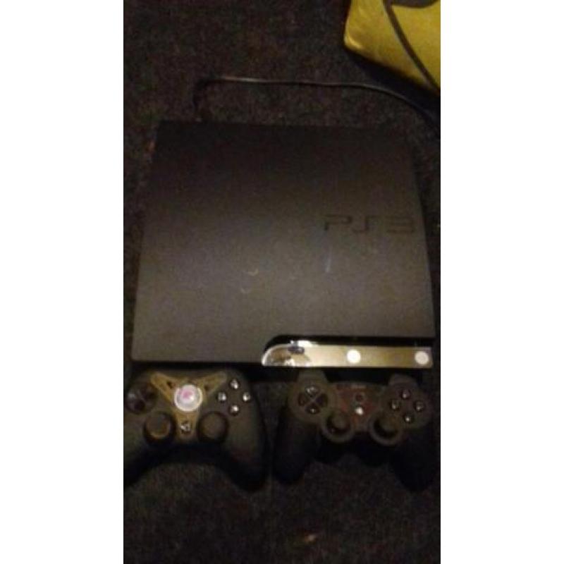 Ps3 500GB plus 8 spellen